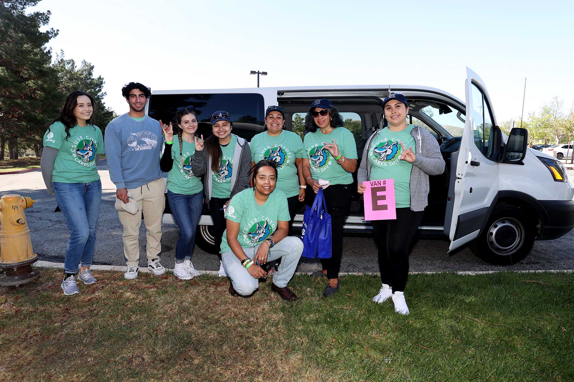 Student volunteers during Coyote Cares Day.