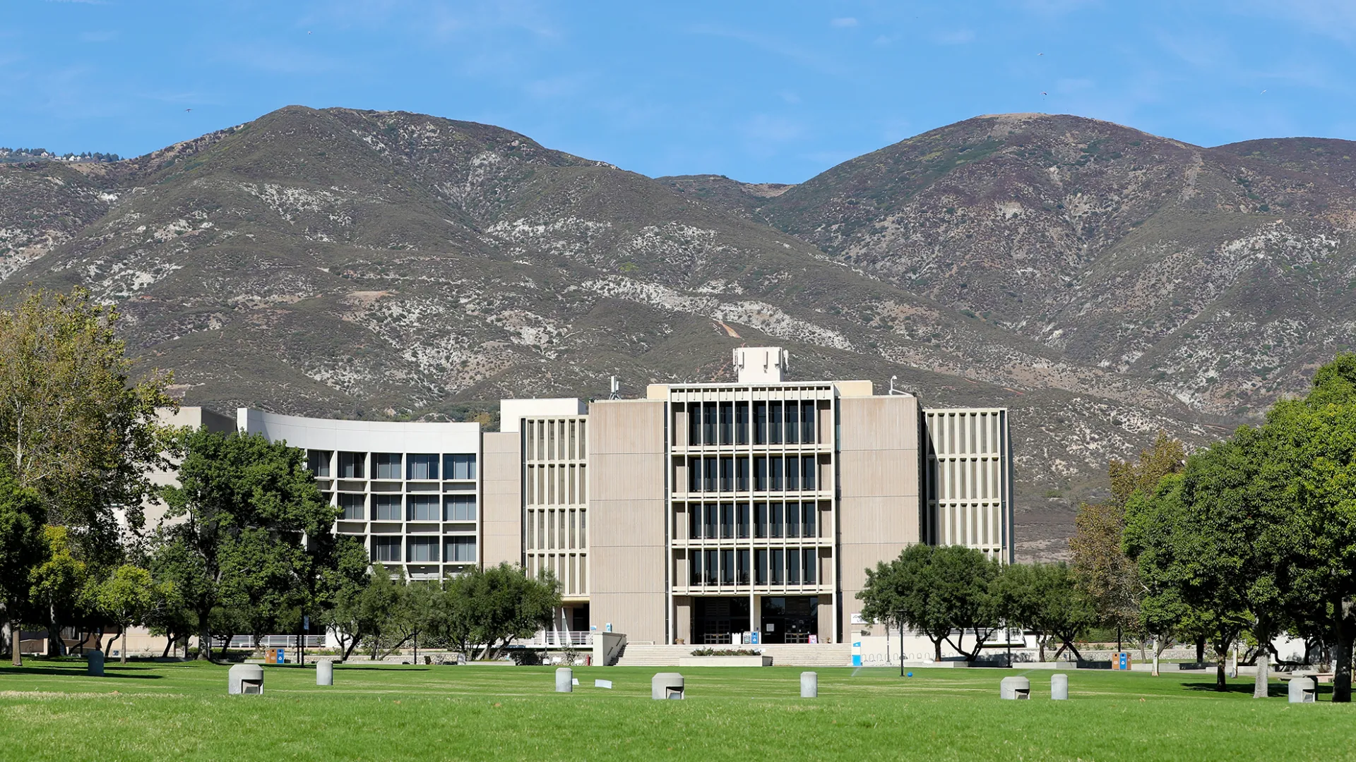 CSUSB's John M. Pfau Library, front exterior