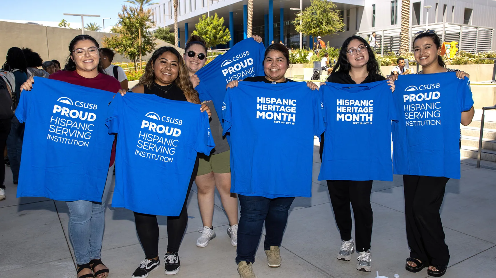 Students with HHM T-shirts.