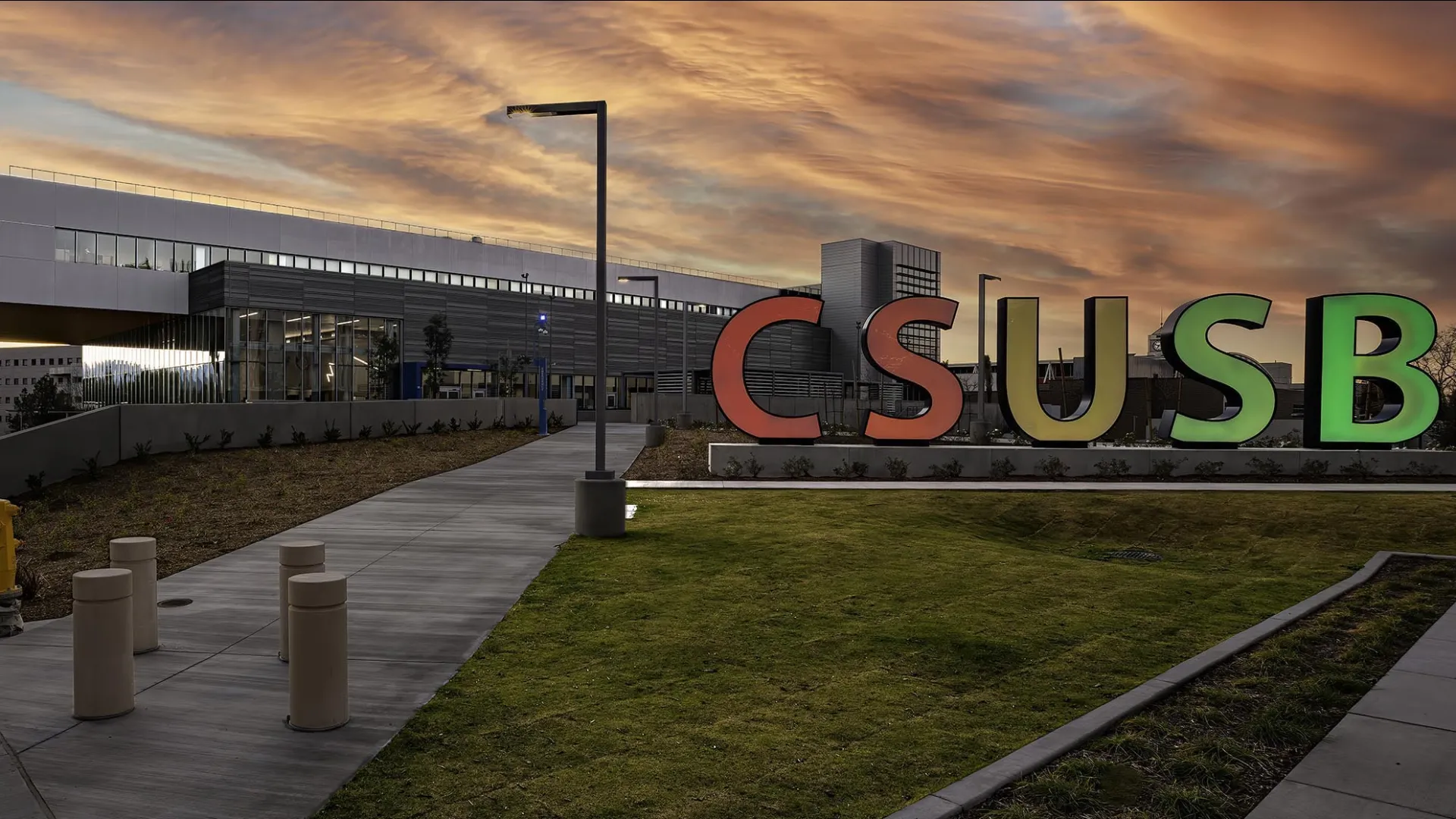CSUSB spirit letters by SMSU North.