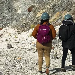 students mapping geography