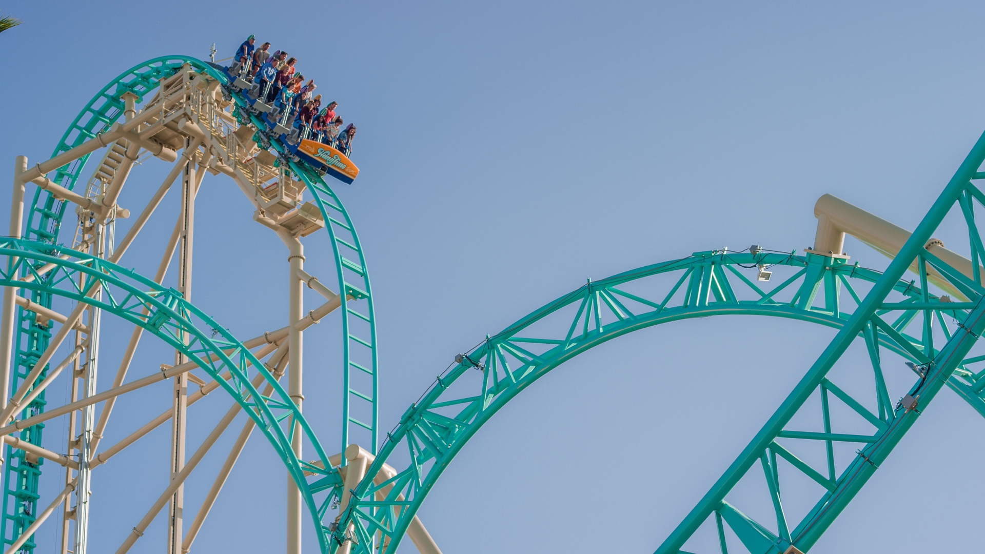 Knotts Hang time roller coaster